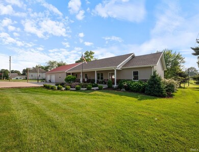 502 N Jefferson Ave, Fowler, IN 47944 - photo 2