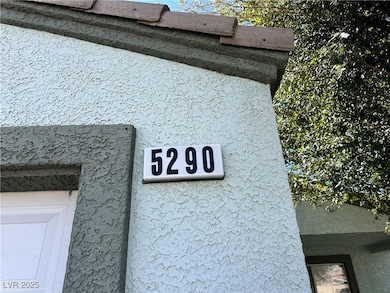 5290 Panguitch Dr, Las Vegas, NV 89122 - photo 4