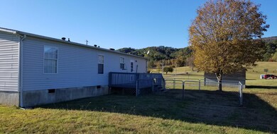 823 Smokey Rd, Rutledge, TN 37861 - photo 4