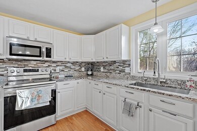 14 Arrowwood Dr, Shrewsbury, MA 01545 - photo 7