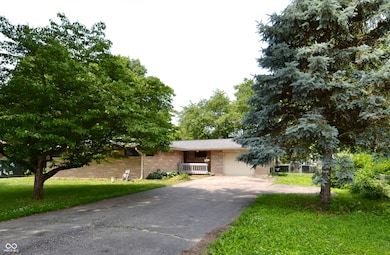 7150 Combs Rd, Indianapolis, IN 46237 - photo 2