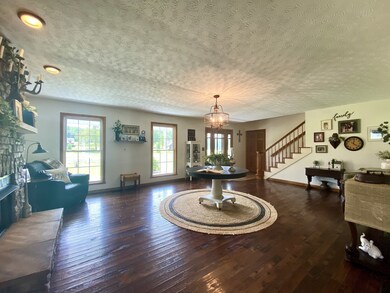 1870 Limekiln Rd, Tennessee Ridge, TN 37178 - photo 5