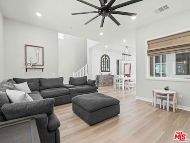 27717 Knoll View Place, Valencia, CA 91381 - photo 2