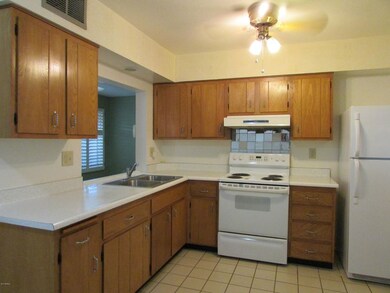 14064 N Newcastle Dr unit 262, Sun City, AZ 85351 - photo 7