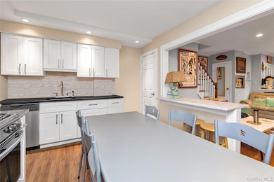 7-16 160th St, Flushing, NY 11357 - photo 6