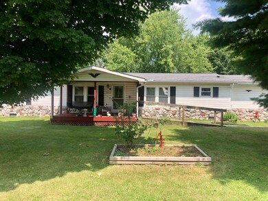 430 W 12th St, Warren, IN 46792 - photo 2