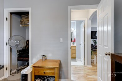 726 Aberdeen Dr, Nampa, ID 83686 - photo 7