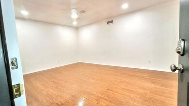 Unfurnished room with ornamental molding, ceiling 