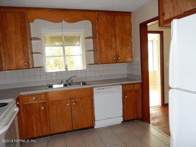 8206 Circle St S, Jacksonville, FL 32216 - photo 2