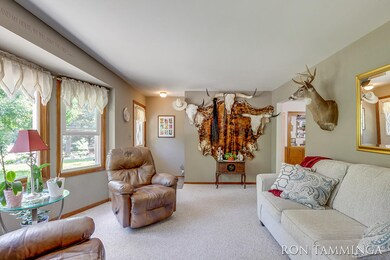 1050 Quincy St SW, Grandville, MI 49418 - photo 6