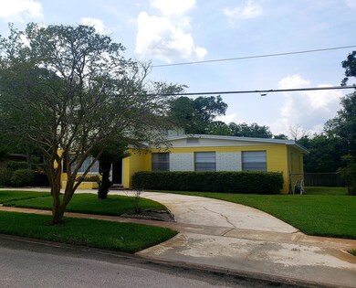 6736 Wurn Park Ct, Jacksonville, FL 32216 - photo 5