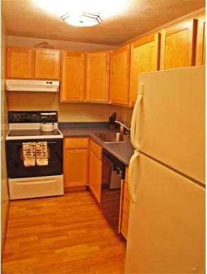 12 Pond Ln unit 45, Arlington, MA 02474 - photo 6