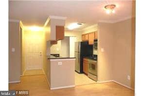 1711 Ascot Way unit B, Reston, VA 20190 - photo 6