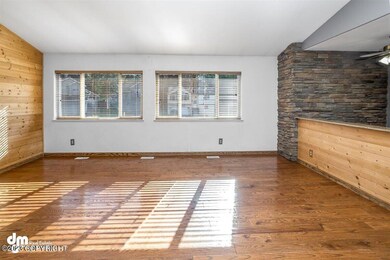 04-Living Room_IMG_2096-Edit
