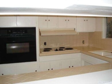 Newer oven and electric top range