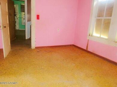 4446 duralde bed 3 0511