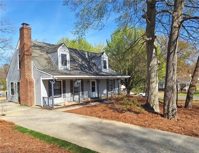 Side View With Driveway!!