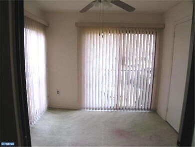 18B W Bluebell Ln, Mount Laurel, NJ 08054 - photo 4