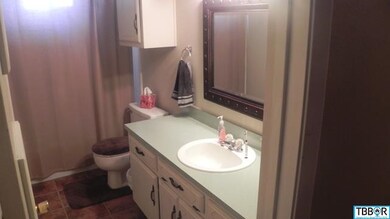 837 W 3rd St, Eddy, TX 76524 - photo 7