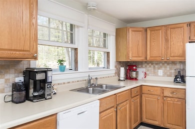 2 Orchard Dr, Durham, NH 03824 - photo 3