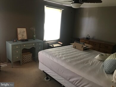 4334 Hallfield Manor Dr, Nottingham, MD 21236 - photo 6