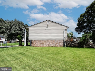 8600 Sumter Ln, Clinton, MD 20735 - photo 4