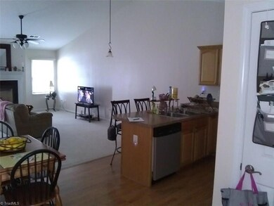 350 Stowe Ave unit 502, Asheboro, NC 27203 - photo 3