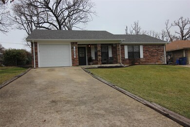 1625 W Parnell St, Denison, TX 75020 - photo 2
