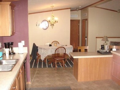 609 E 4th St, Hugoton, KS 67951 - photo 6