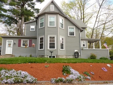 874 Pleasant St, Worcester, MA 01602 - photo 2