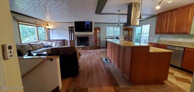 7 - Looking Left - Top of Stairs-1024x48