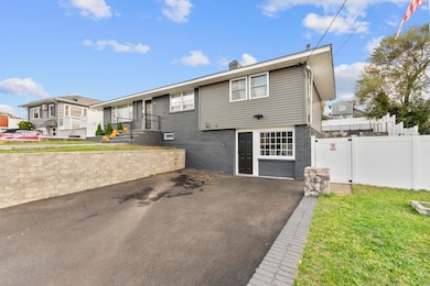 20 Weber St, East Haven, CT 06512 - photo 3