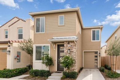 1106 Significant Way W, Madera, CA 93636 - photo 2