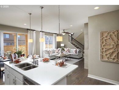 1728 NE 15th Ave, Canby, OR 97013 - photo 4