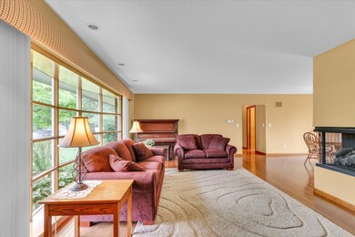 1207 W Kirby Ave, Champaign, IL 61821 - photo 6