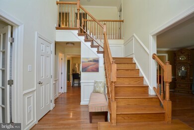 8506 Century Oak Ct, Fairfax Station, VA 22039 - photo 5