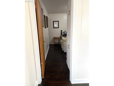 109 N Humbolt St, Canyon City, OR 97820 - photo 6