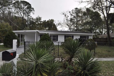 4941 Redstone Dr, Jacksonville, FL 32210 - photo 2