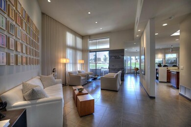 005_Living Room