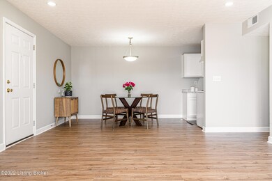 169 Central Blvd unit 37, Mount Washington, KY 40047 - photo 5