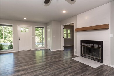 10 Newlyn Ln, Bella Vista, AR 72714 - photo 4