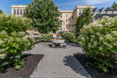 172 Falmouth St unit 105, Portland, ME 04102 - photo 2