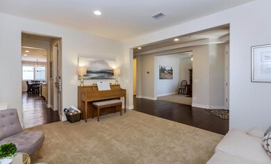 9440 W Robin Ln-large-006-1-Living Area-