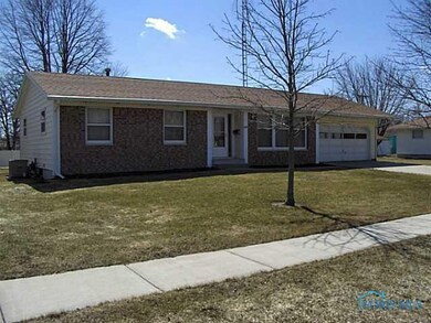 217 E Williams St, Archbold, OH 43502 - photo 2