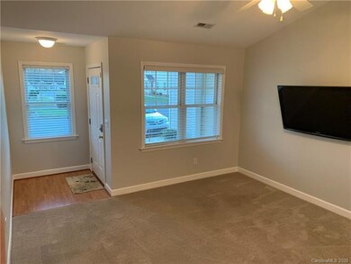 909 Ranchero St, Statesville, NC 28677 - photo 3