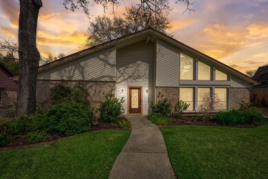 11406 Gatesden Dr, Tomball, TX 77377 - photo 2