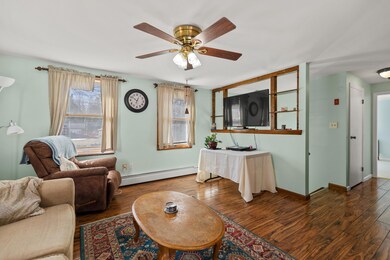 2 Hickory Lane Gorham_004