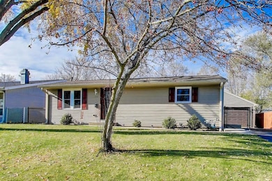 222 Harrison St, Carpentersville, IL 60110 - photo 3