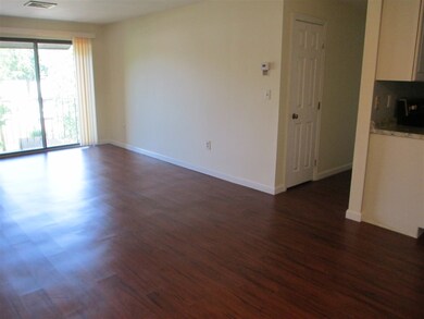 1534 Blackstone Dr unit 34, Nashua, NH 03063 - photo 5