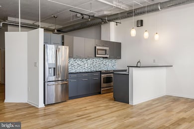 2200 28 Arch St unit 716, Philadelphia, PA 19103 - photo 5